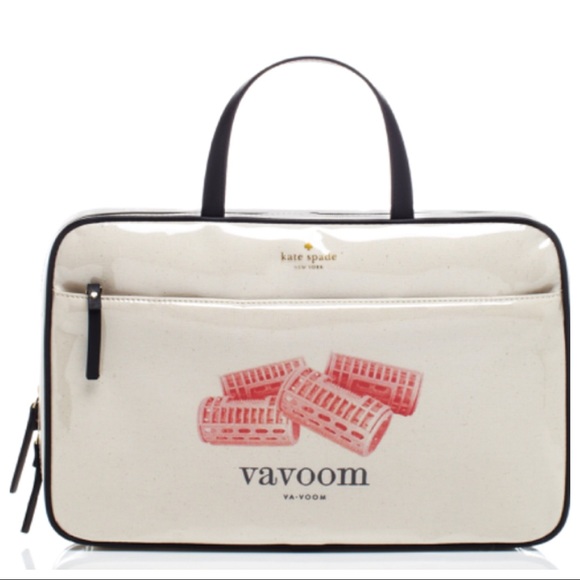 kate spade Handbags - NEW Kate Spade Manuela Large Cosmetic Travel Case